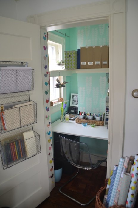Ciburbanity closet turned office - double duty rooms - mohawkhomescapes.com