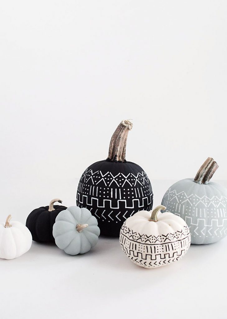 Incorporate the mudcloth craze into your pumpkin decor this fall. All it takes is a little paint! 