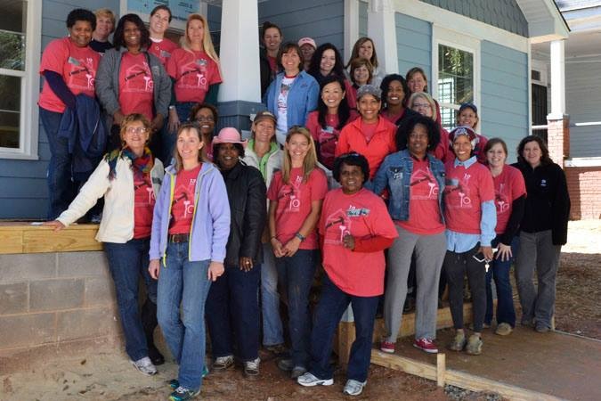 Group Photo at Atlanta Habitat