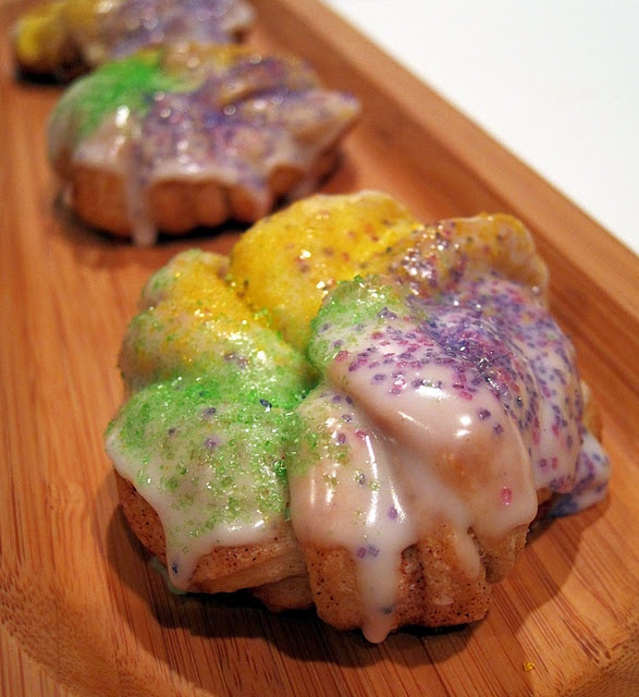 Mardi Gras - Easy King Cake Knots - Plain Chicken Blog - Recipe - Heidi Milton - Mohawk Homescapes